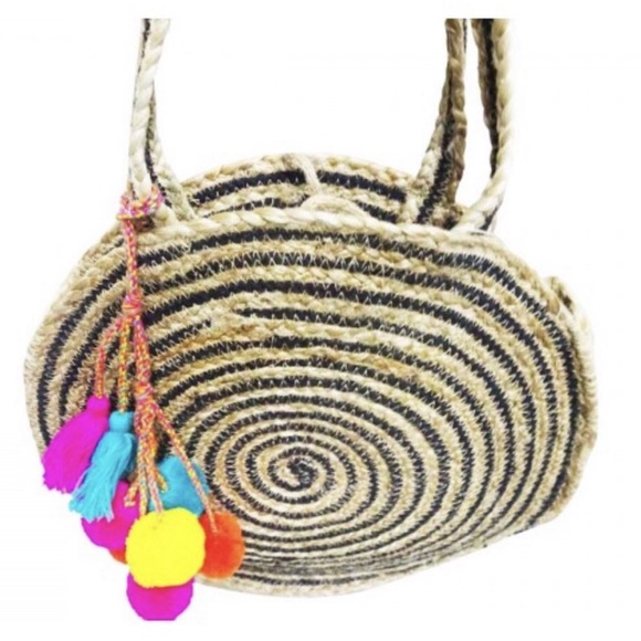 SOLD OUT🤩Raven Stripe Eco-Friendly Jute Round Bag - Picture 5 of 8